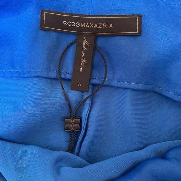 BCBG Max Azria sleeveless blouse - Picture 5 of 7